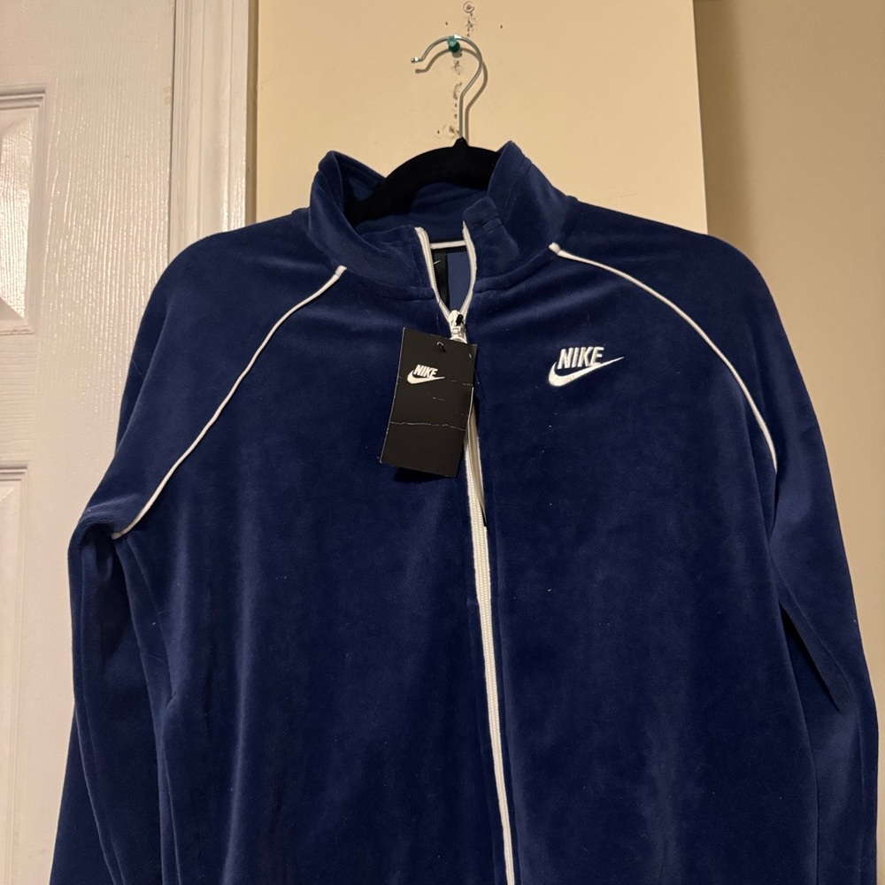 Nike velvet jacket - Picture 4 of 8